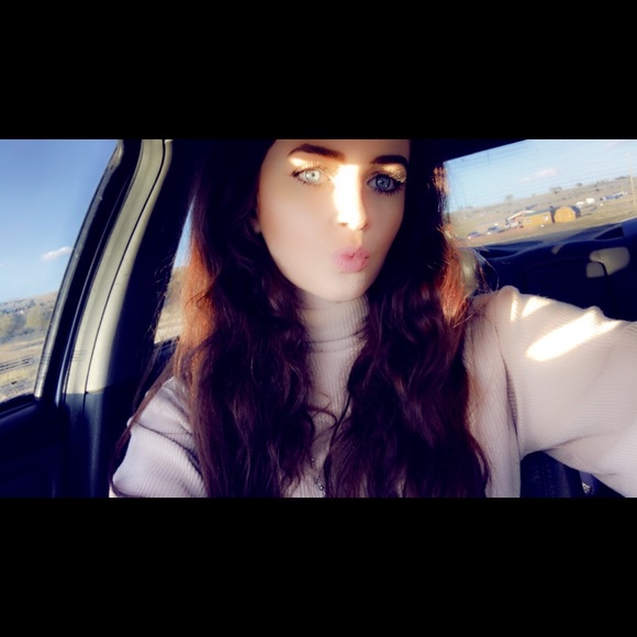 Kelly’s Closet💕 - Picture 5 of 5